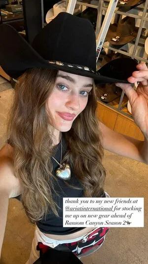 Lizzy Greene OnlyFans Leaked Free Thumbnail Picture - #dVuCbFr4B3