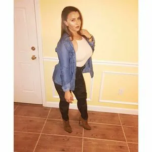 Lizzy Maguire OnlyFans Leaked Free Thumbnail Picture - #DCbFgrAAlw