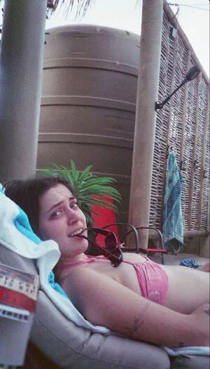 Lizzy Mcalpine OnlyFans Leaked Free Thumbnail Picture - #WMmfY7zHQb
