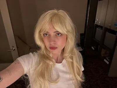 Lizzy Mcalpine OnlyFans Leaked Free Thumbnail Picture - #XzkWTitIYk