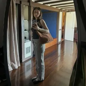 Lizzy Mcalpine OnlyFans Leaked Free Thumbnail Picture - #zeSGDx1dfm