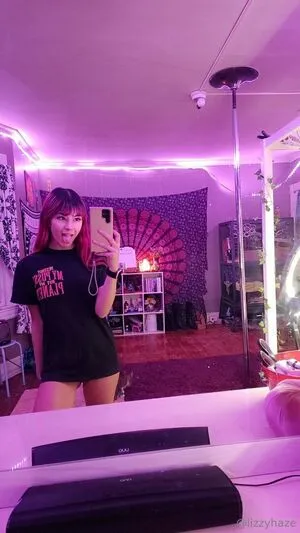 Lizzyhazefree OnlyFans Leaked Free Thumbnail Picture - #NtzzDOZoYo