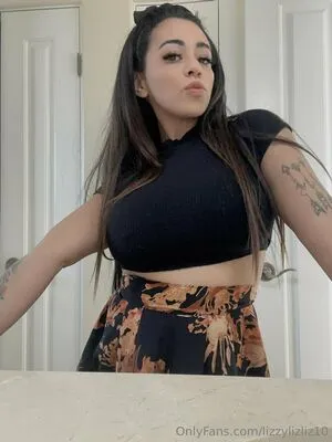 Lizzylizliz10 OnlyFans Leaked Free Thumbnail Picture - #phkIxYJ9wr