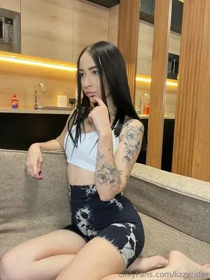 Lizzyrider OnlyFans Leaked Free Thumbnail Picture - #Ux4wZmJ8MA