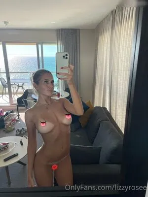 Lizzyrosee OnlyFans Leaked Free Thumbnail Picture - #E6EFhqBp0d