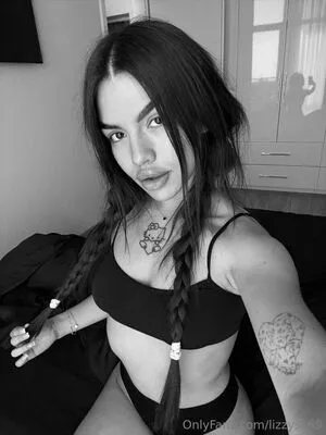 Lizzysx69 OnlyFans Leaked Free Thumbnail Picture - #4n9thKurFW