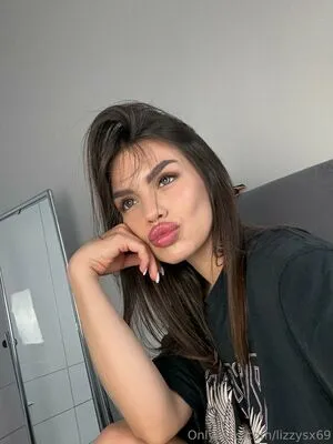 Lizzysx69 OnlyFans Leaked Free Thumbnail Picture - #G8AP8tPRcM