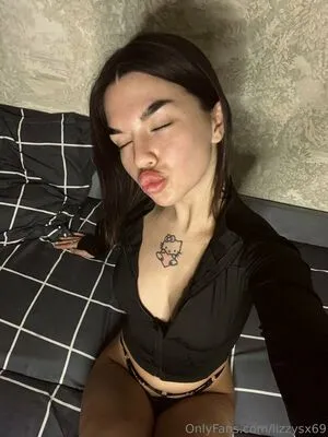 Lizzysx69 OnlyFans Leaked Free Thumbnail Picture - #H86Ov1ChQ0