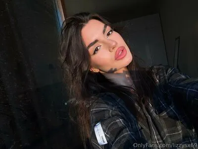 Lizzysx69 OnlyFans Leaked Free Thumbnail Picture - #nbYcnMk7ze