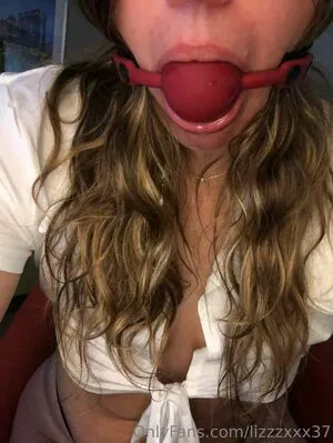 Lizzzxxx37 OnlyFans Leaked Free Thumbnail Picture - #CyxCHm8gK9