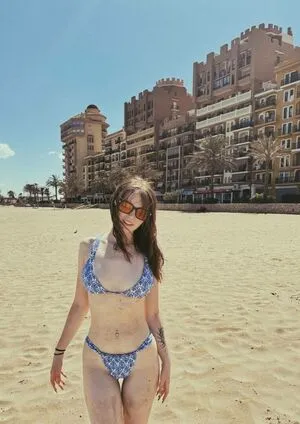 Ljinzer OnlyFans Leaked Free Thumbnail Picture - #dnJ3M9eBtt