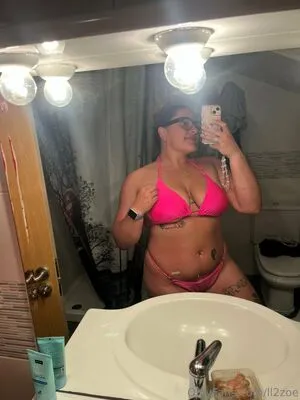 Ll2zoe OnlyFans Leaked Free Thumbnail Picture - #EzMiboozs2