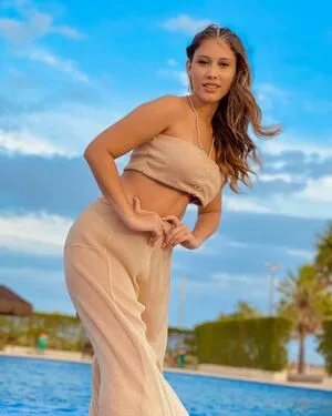 Llauraslv Laura Silva OnlyFans Leaked Free Thumbnail Picture - #y4g1m6hWfo