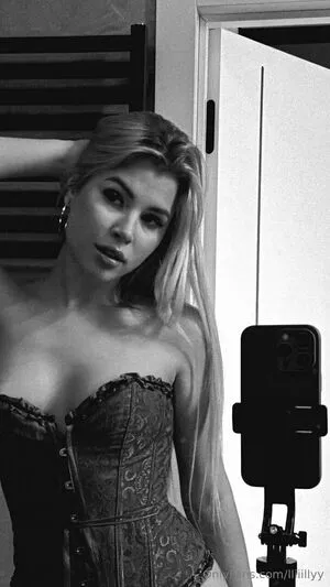 Lliiillyy OnlyFans Leaked Free Thumbnail Picture - #G3HuX3X4R0