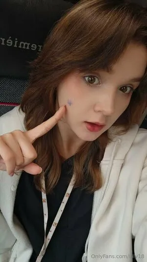 Llily18 OnlyFans Leaked Free Thumbnail Picture - #p7FfHNYSyb