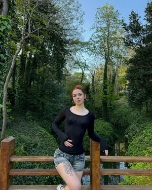 Lmerveseln OnlyFans Leaked Free Thumbnail Picture - #pBntPZcSjb