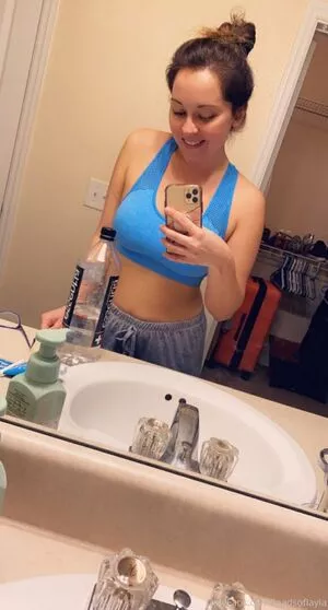 Loadsoflayla OnlyFans Leaked Free Thumbnail Picture - #e6J6HNzTkE