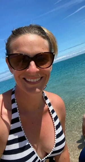 Local Tv Presenters OnlyFans Leaked Free Thumbnail Picture - #mmCaitpCeT