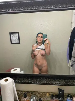 Localmilffx3 OnlyFans Leaked Free Thumbnail Picture - #P37gYzJjci