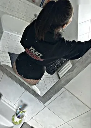 Loco Jenny OnlyFans Leaked Free Thumbnail Picture - #ZR4tSH1Rj3