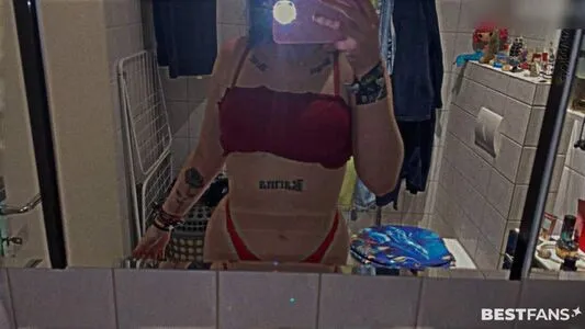 Loco Jenny OnlyFans Leaked Free Thumbnail Picture - #o5ToDVD4a9
