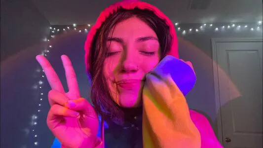 Lofiluvasmr OnlyFans Leaked Free Thumbnail Picture - #ZnLiKi0LGr