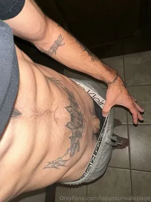 Logansprivatepage OnlyFans Leaked Free Thumbnail Picture - #0Ymm1GJET4