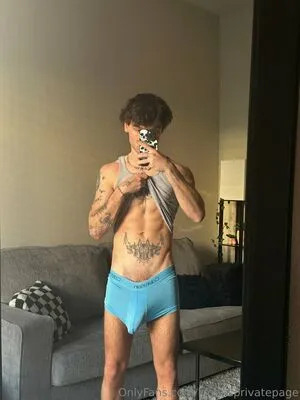 Logansprivatepage OnlyFans Leaked Free Thumbnail Picture - #1YPSYjzMvy