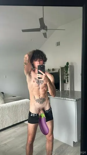 Logansprivatepage OnlyFans Leaked Free Thumbnail Picture - #X1cKMQCpgr