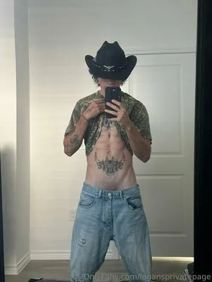 Logansprivatepage OnlyFans Leaked Free Thumbnail Picture - #hdL1ZFGPzH