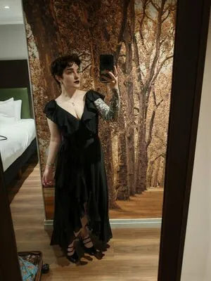 Loglady OnlyFans Leaked Free Thumbnail Picture - #V5MFOra39W