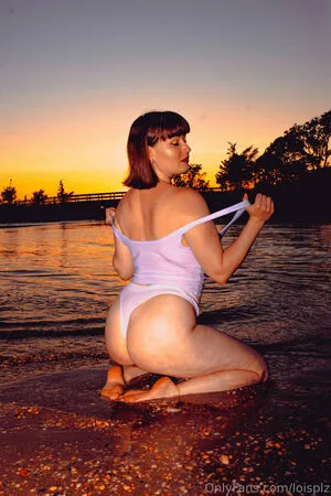 Loisplz OnlyFans Leaked Free Thumbnail Picture - #ABjPYRI1to