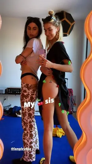 Lola Abbey OnlyFans Leaked Free Thumbnail Picture - #By7xhyzUB7