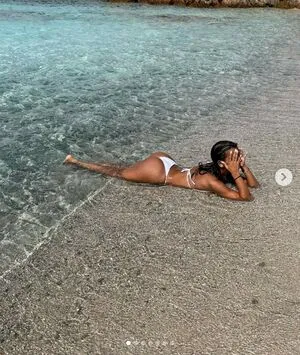 Lola Capuozzi OnlyFans Leaked Free Thumbnail Picture - #N8G6sTxvGg