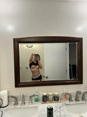 Lola Evens OnlyFans Leaked Free Thumbnail Picture - #GRHHrSWN64