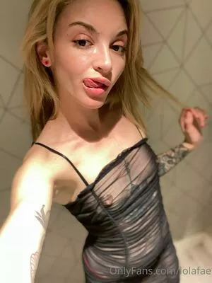 Lola Fae OnlyFans Leaked Free Thumbnail Picture - #9WfPzedx0r