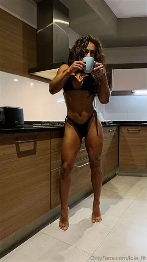 Lola Fit OnlyFans Leaked Free Thumbnail Picture - #4D37SOYrAM