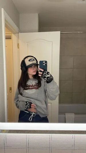 Lola Flanery OnlyFans Leaked Free Thumbnail Picture - #460aGnjD1g