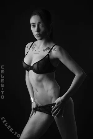 Lola Gaiaa OnlyFans Leaked Free Thumbnail Picture - #7heAgejmYN