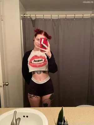 Lola Goth OnlyFans Leaked Free Thumbnail Picture - #IpvyxT9u45