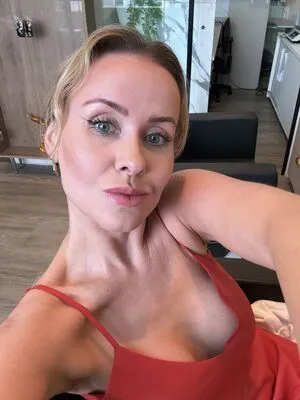 Lola Melnyck OnlyFans Leaked Free Thumbnail Picture - #of7A4PkGyw