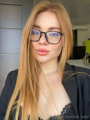 Lola Redly OnlyFans Leaked Free Thumbnail Picture - #2AE3vbzDl2