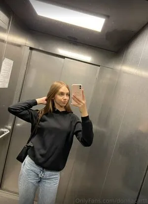 Lola Redly OnlyFans Leaked Free Thumbnail Picture - #32N0XPN3WT