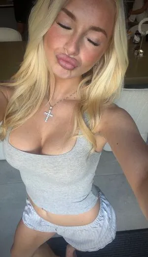 Lola Sinclair OnlyFans Leaked Free Thumbnail Picture - #WvOpiBAeNe