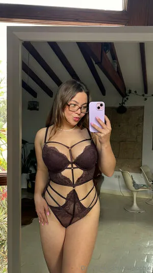 Lola Sophie OnlyFans Leaked Free Thumbnail Picture - #5ZMbFNJvif