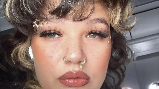 Lola Young OnlyFans Leaked Free Thumbnail Picture - #YqSwOmHLNI