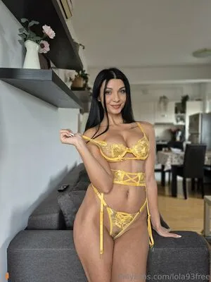 Lola93free OnlyFans Leaked Free Thumbnail Picture - #0y7S1jzAFY