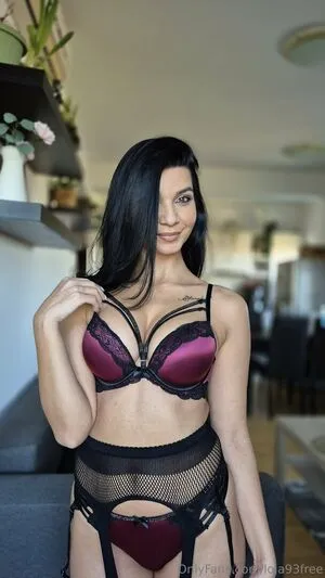 Lola93free OnlyFans Leaked Free Thumbnail Picture - #fqa55tqgXt