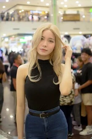 Lolaaasaur OnlyFans Leaked Free Thumbnail Picture - #qN2SvqNI0Q