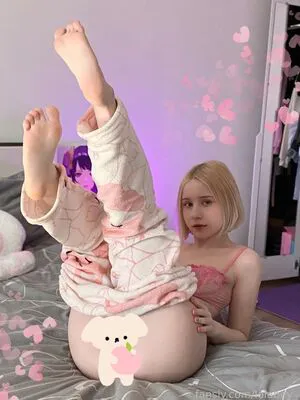Lolabey OnlyFans Leaked Free Thumbnail Picture - #TShyAzu0To